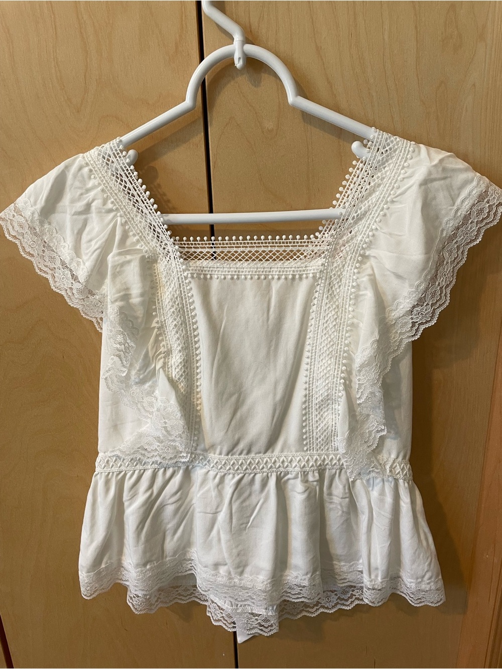 mi ami White Lace-Trim Peplum Blouse